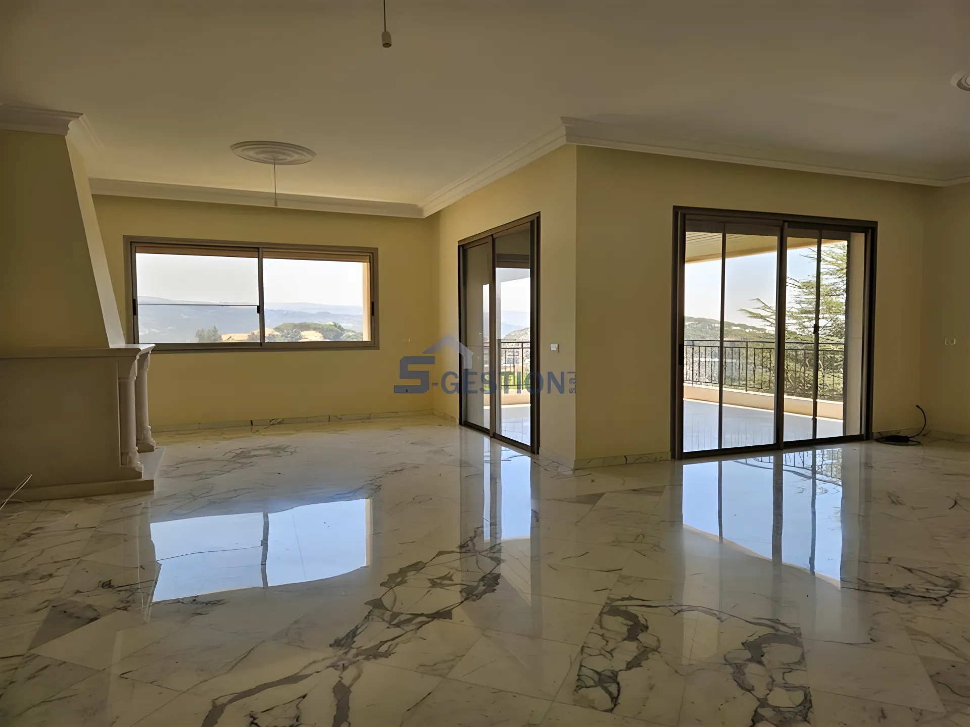 Apartment for Rent in Baabdat