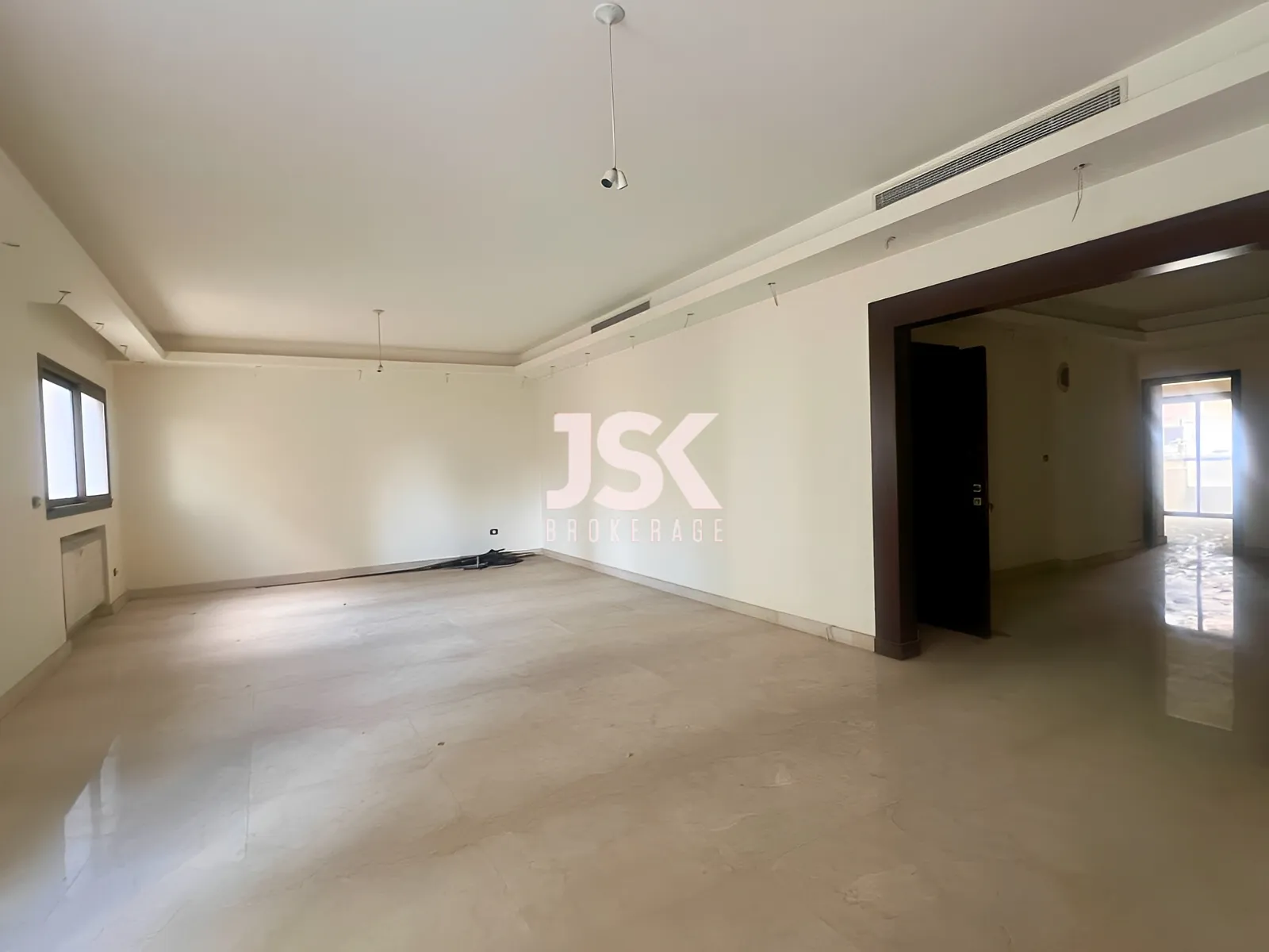 Apartment for Sale in Sioufi