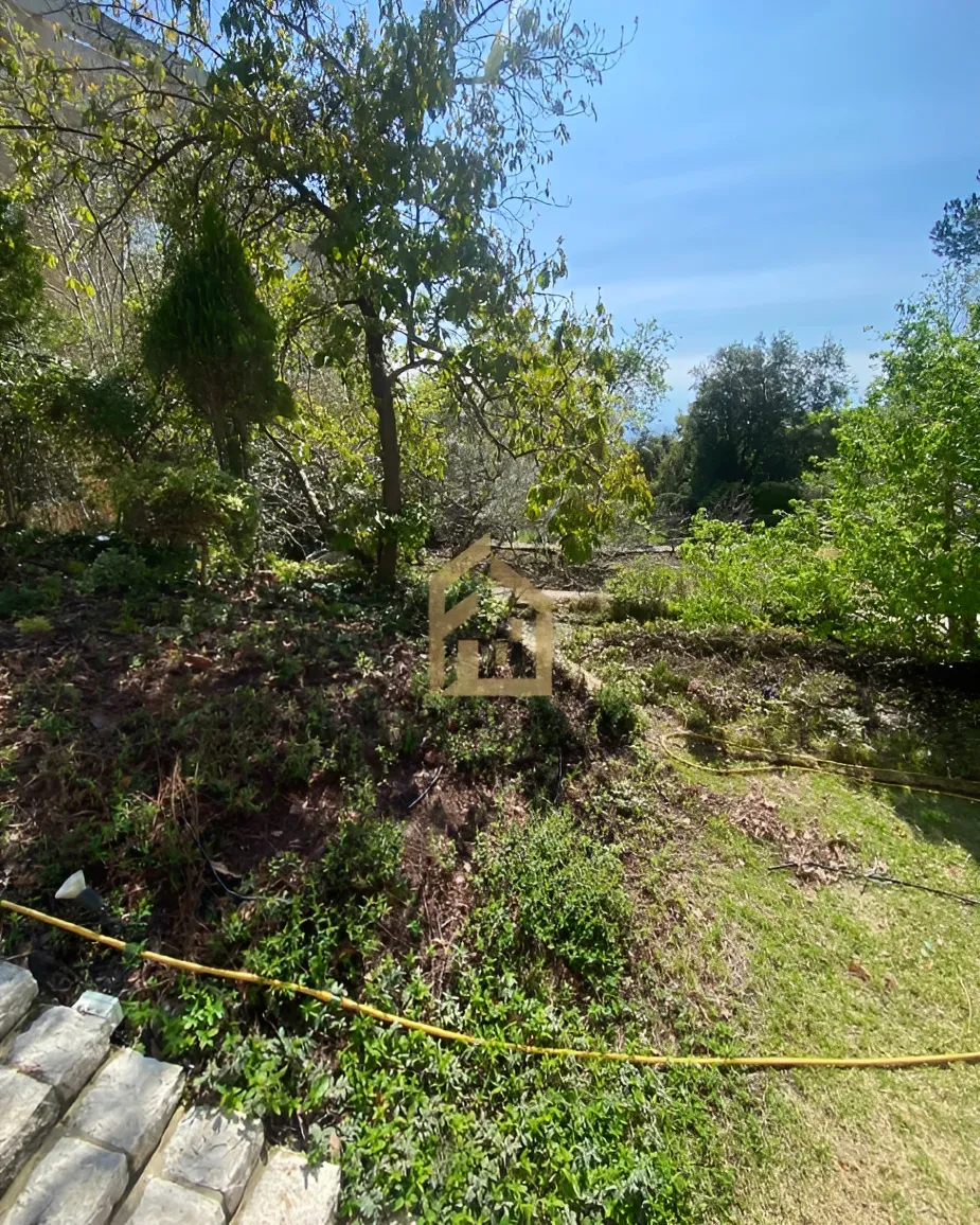 Triplex for sale in Ajaltoun, Lebanon