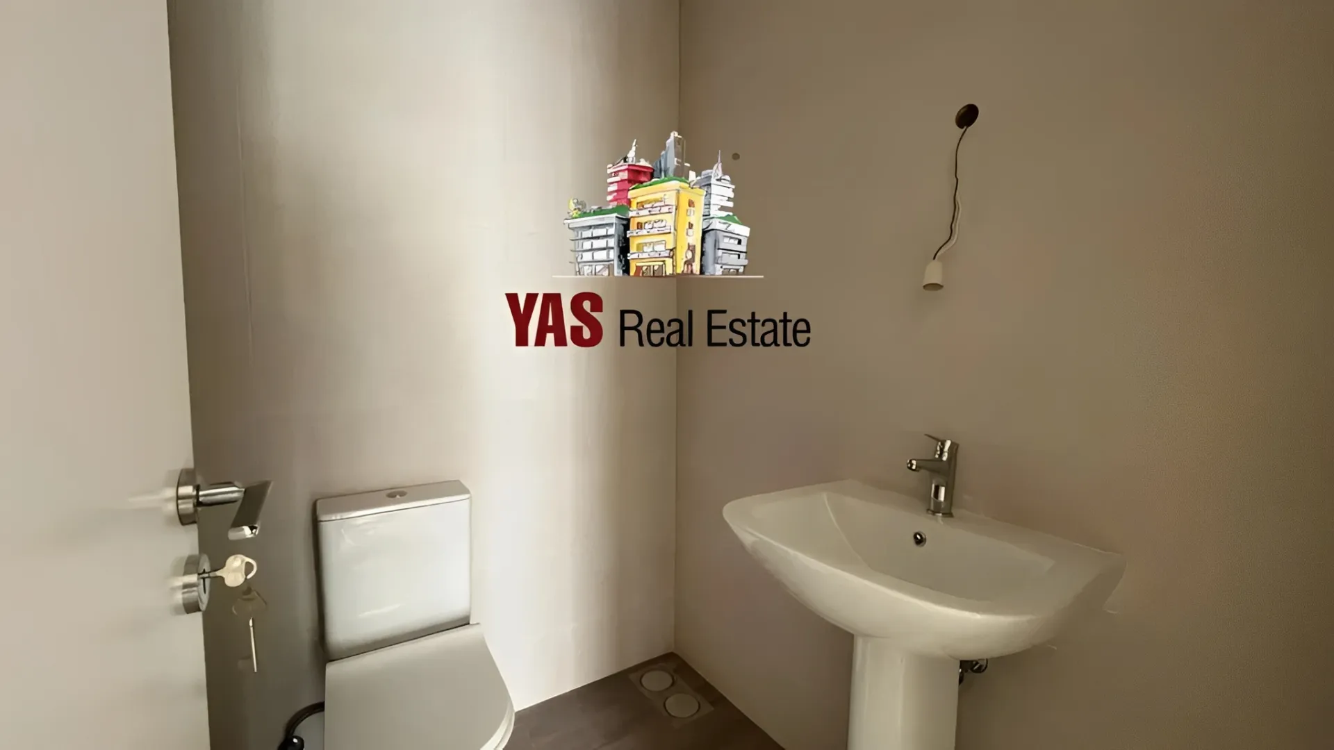 Apartment for Sale in Ballouneh - 3 bed, 3 bath