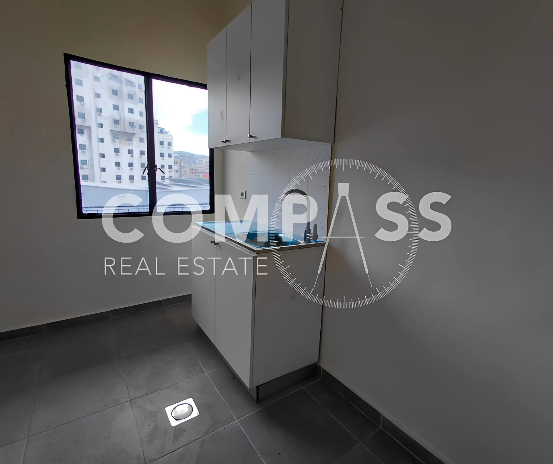 Office for rent in Sad El Baouchriyeh