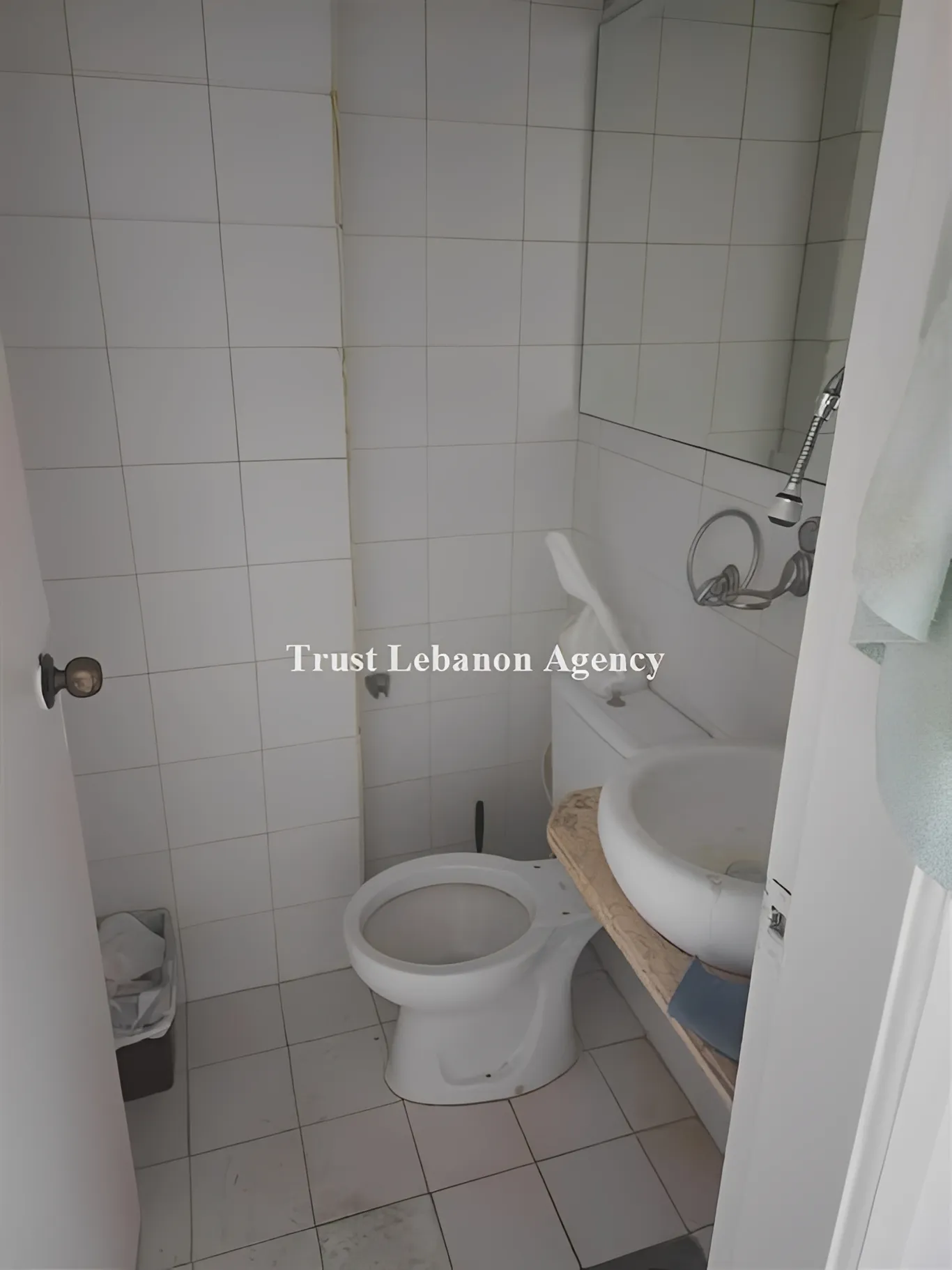 Shop for rent in Metn, Sin El Fil