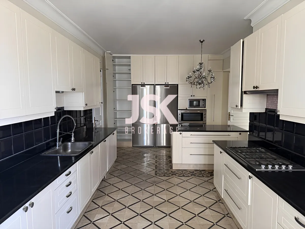 Apartment for Sale in Caree d'or, Achrafieh, Beirut, Lebanon