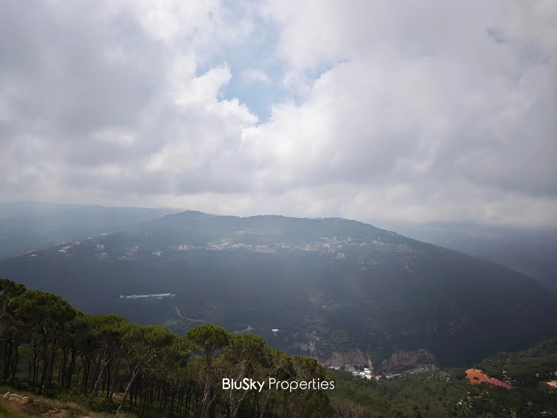 Apartment for sale in Broummana, lebanon - 2 bed, 1.0 bath