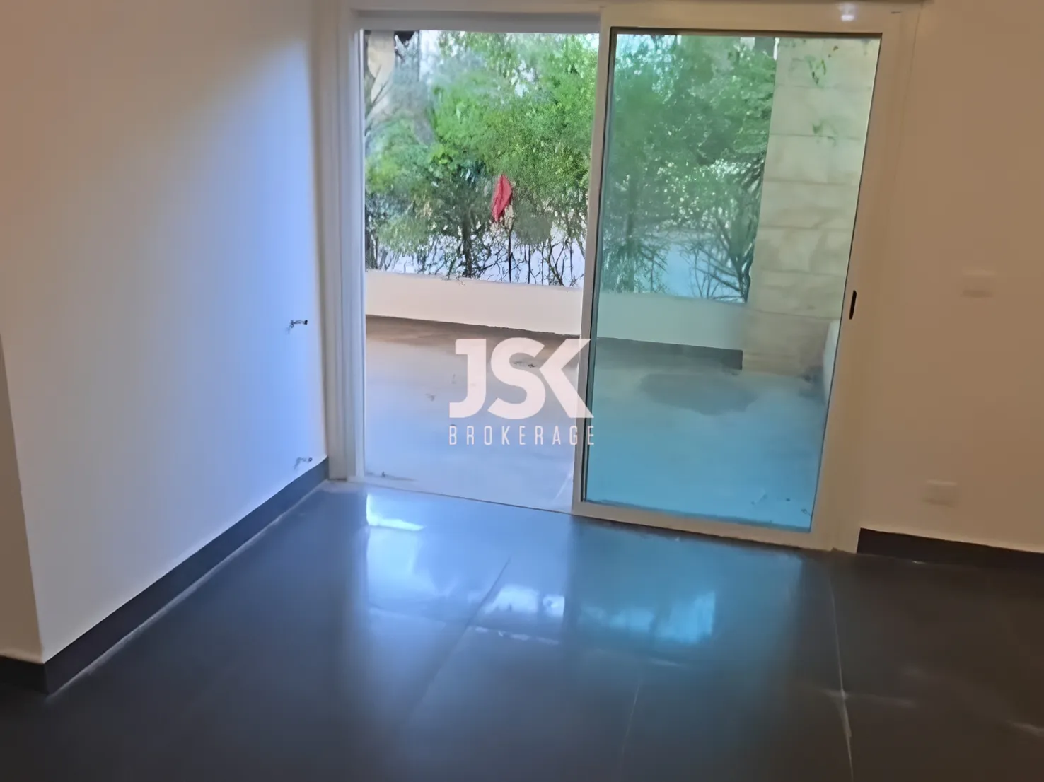 Apartment for Sale in Aamchit
