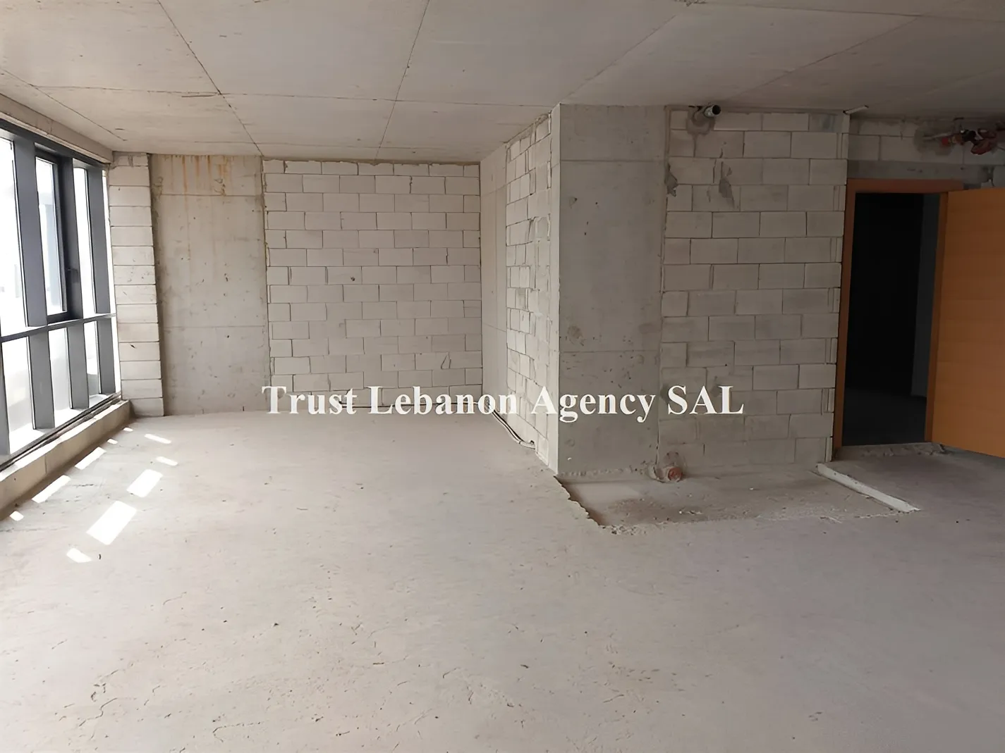 Commercial Property For Rent in Hamra,