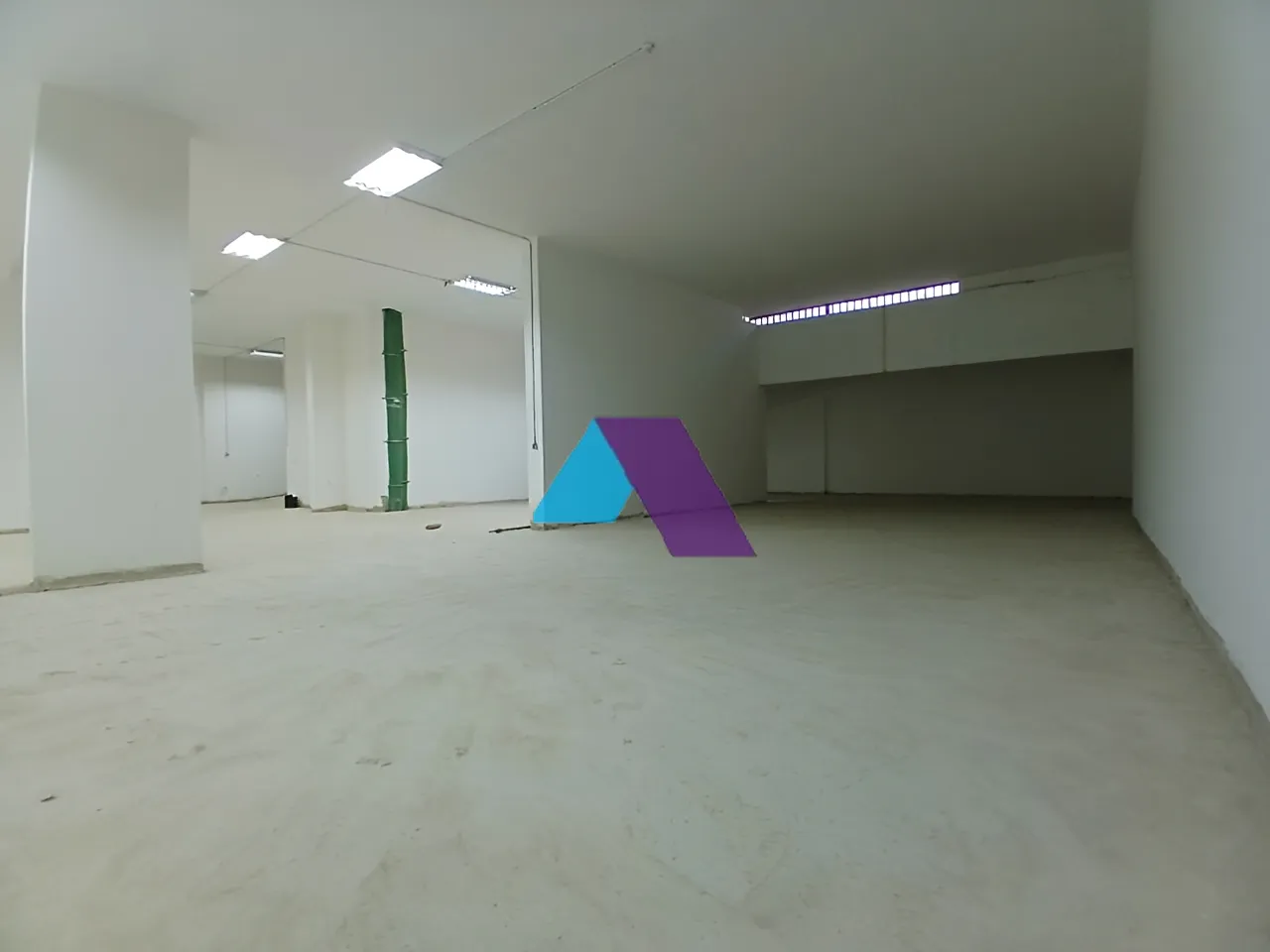 Warehouse for Sale in Baouchriyeh