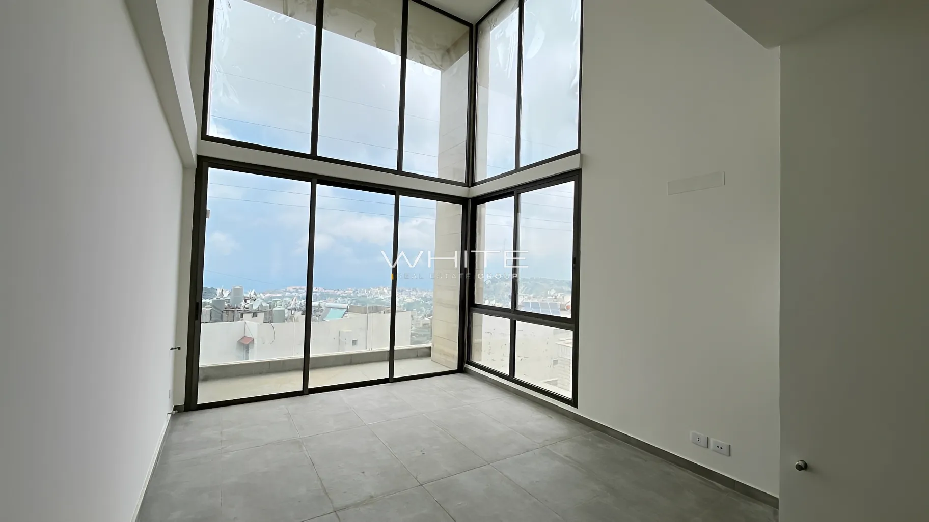Duplex for sale in Mazraat Yachoua, Lebanon - 3 bed, 3 bath