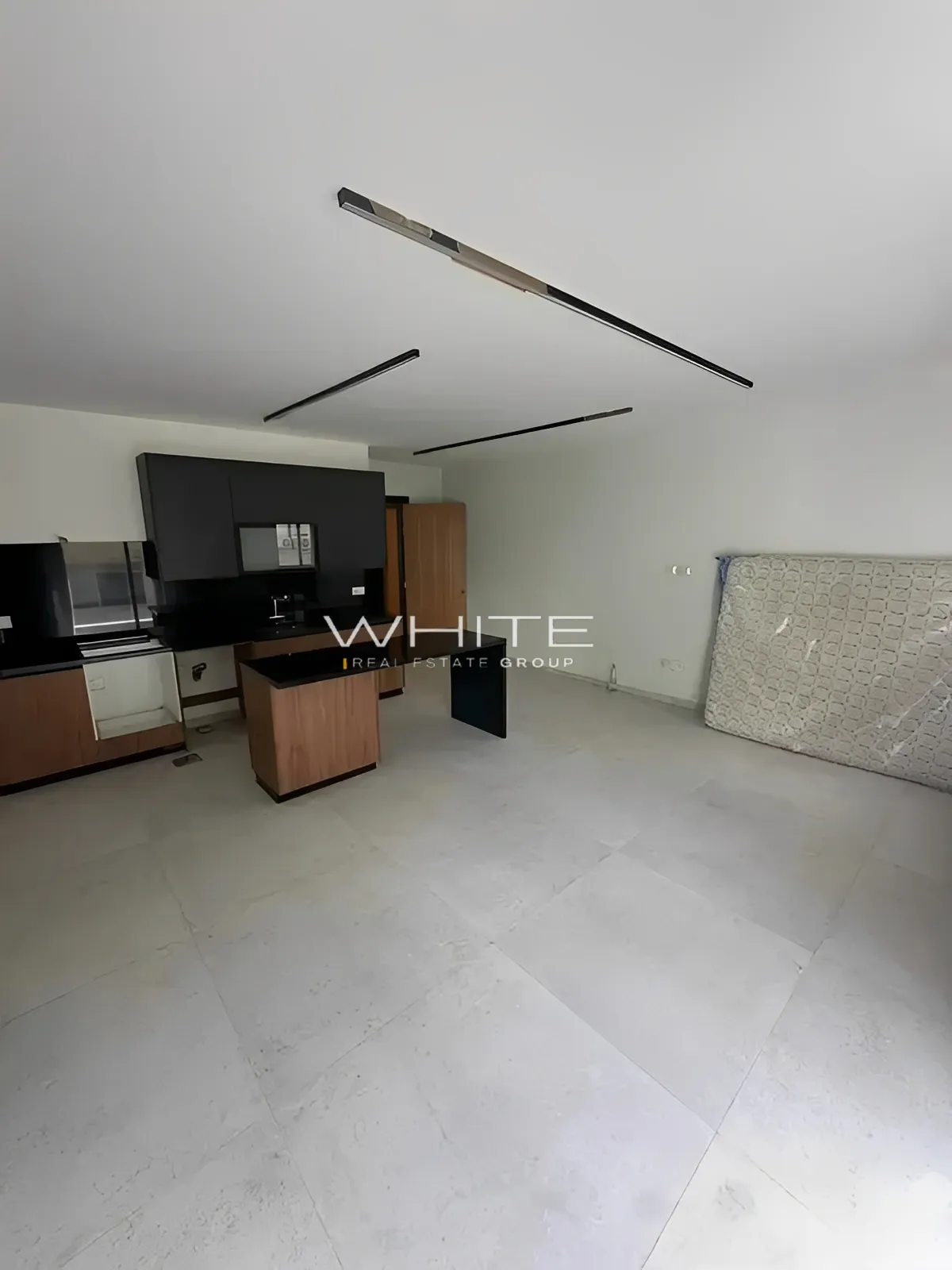 Apartment for Sale in Achrafieh - 2 bed, 2 bath