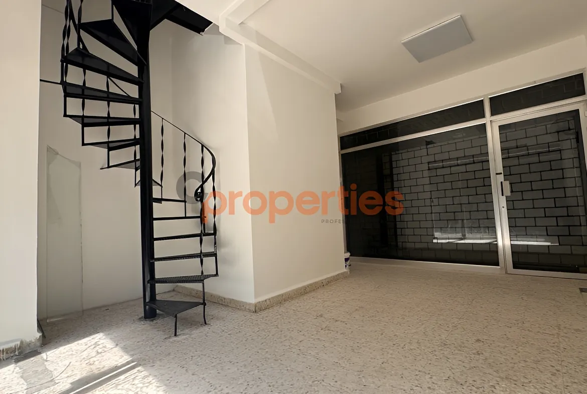 Shop for Rent in Mazraat Yachoua