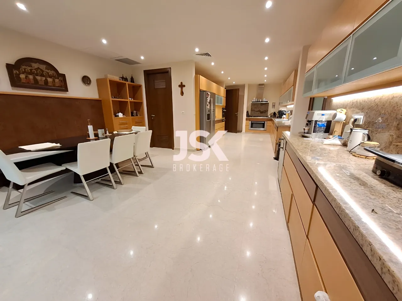 Apartment for Sale in Adma w Dafnah