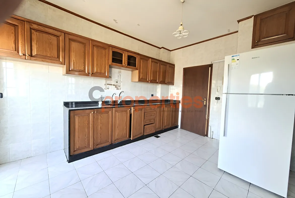 Apartment for Sale in Halat