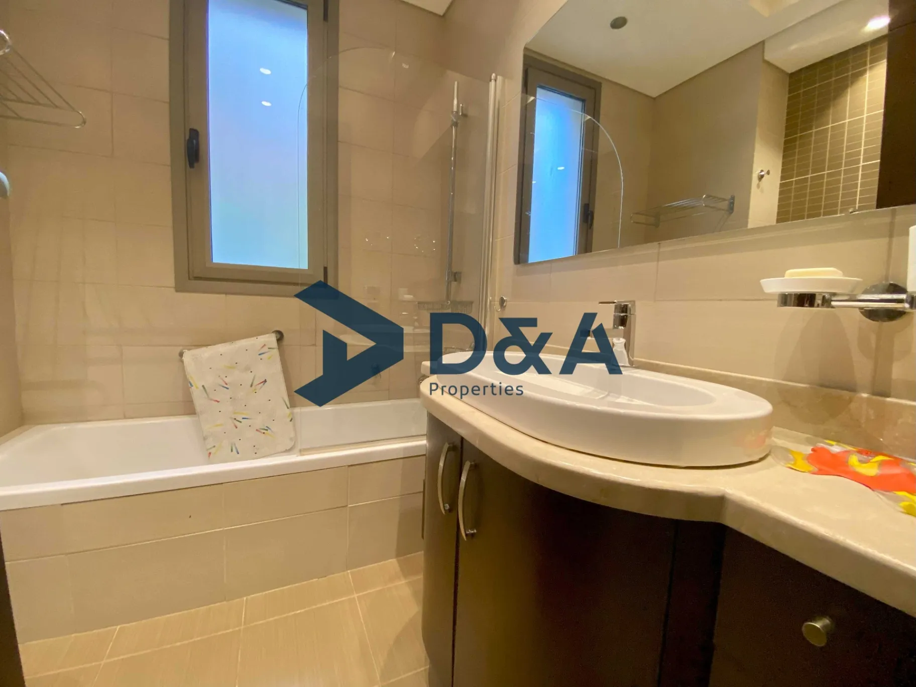Apartment for rent in Clemenceau, Bayrut, Lebanon