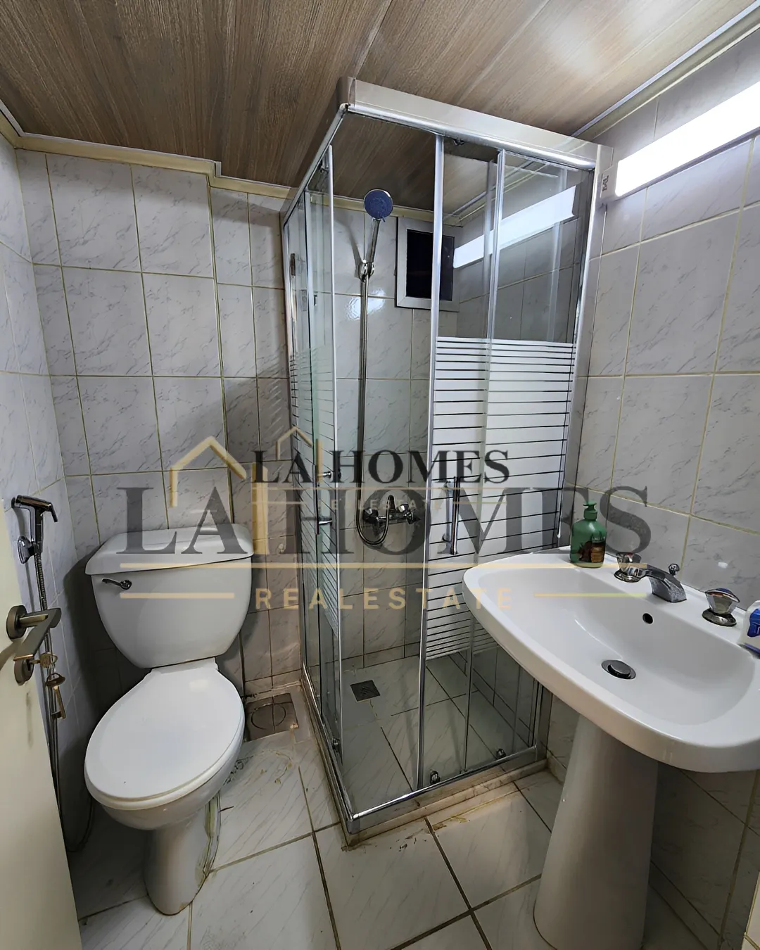 Studio for rent in Achrafieh