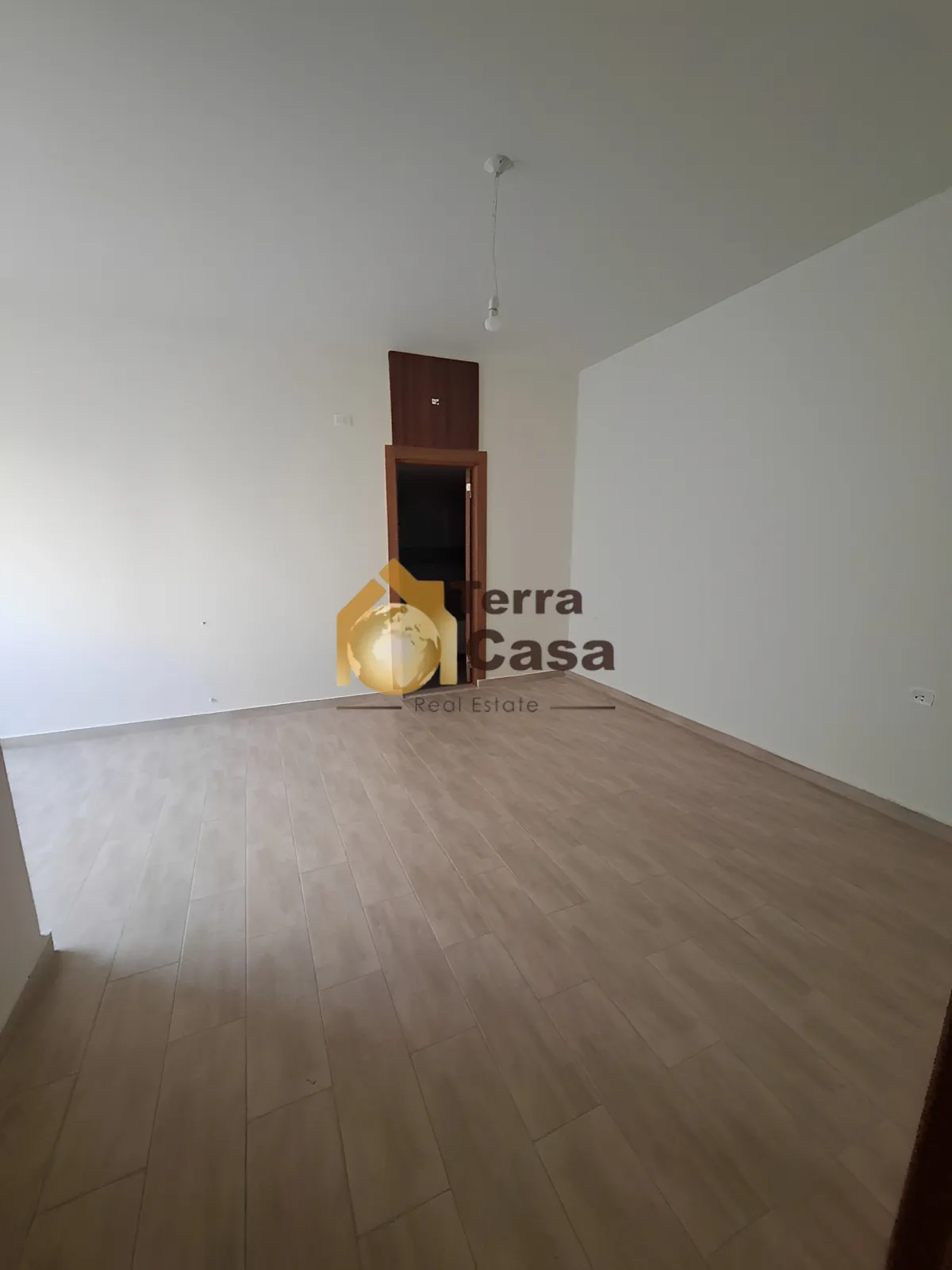 Apartment for sale in Adonis