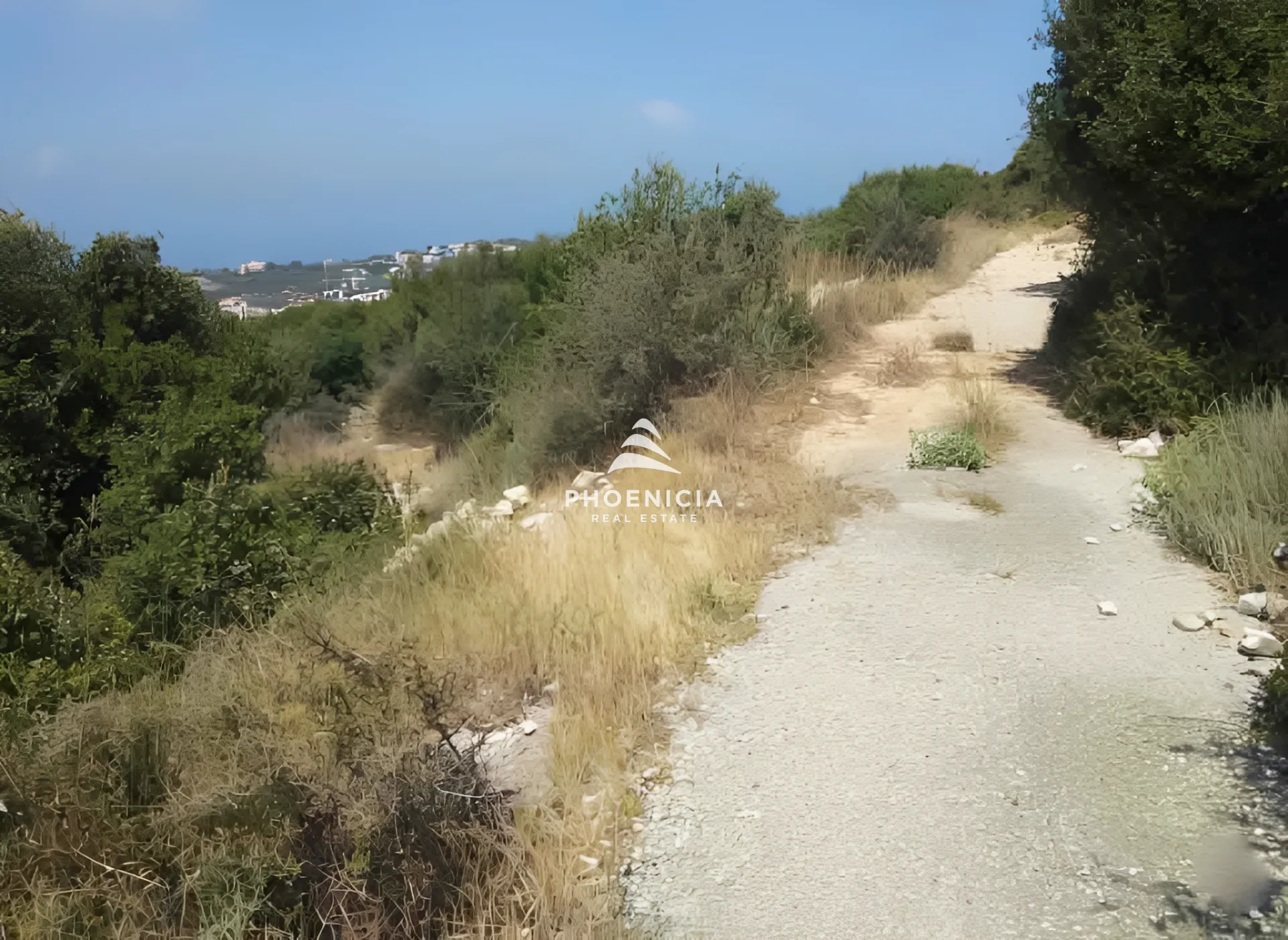 Land for Sale in Gharzouz
