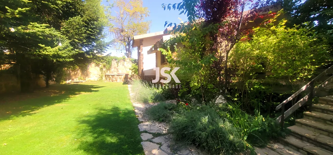 Chalet for Sale in Ouyoun