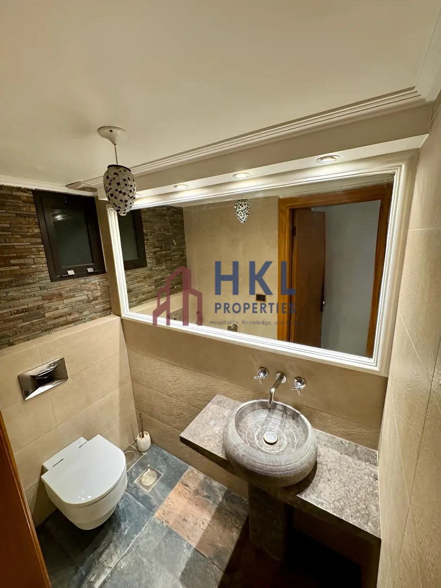 Apartment for rent in Sanayeh