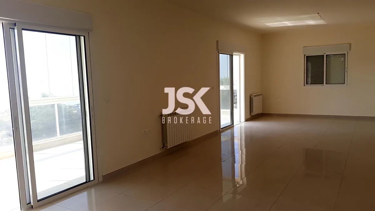 Apartment for Sale in Ain Aar, Lebanon