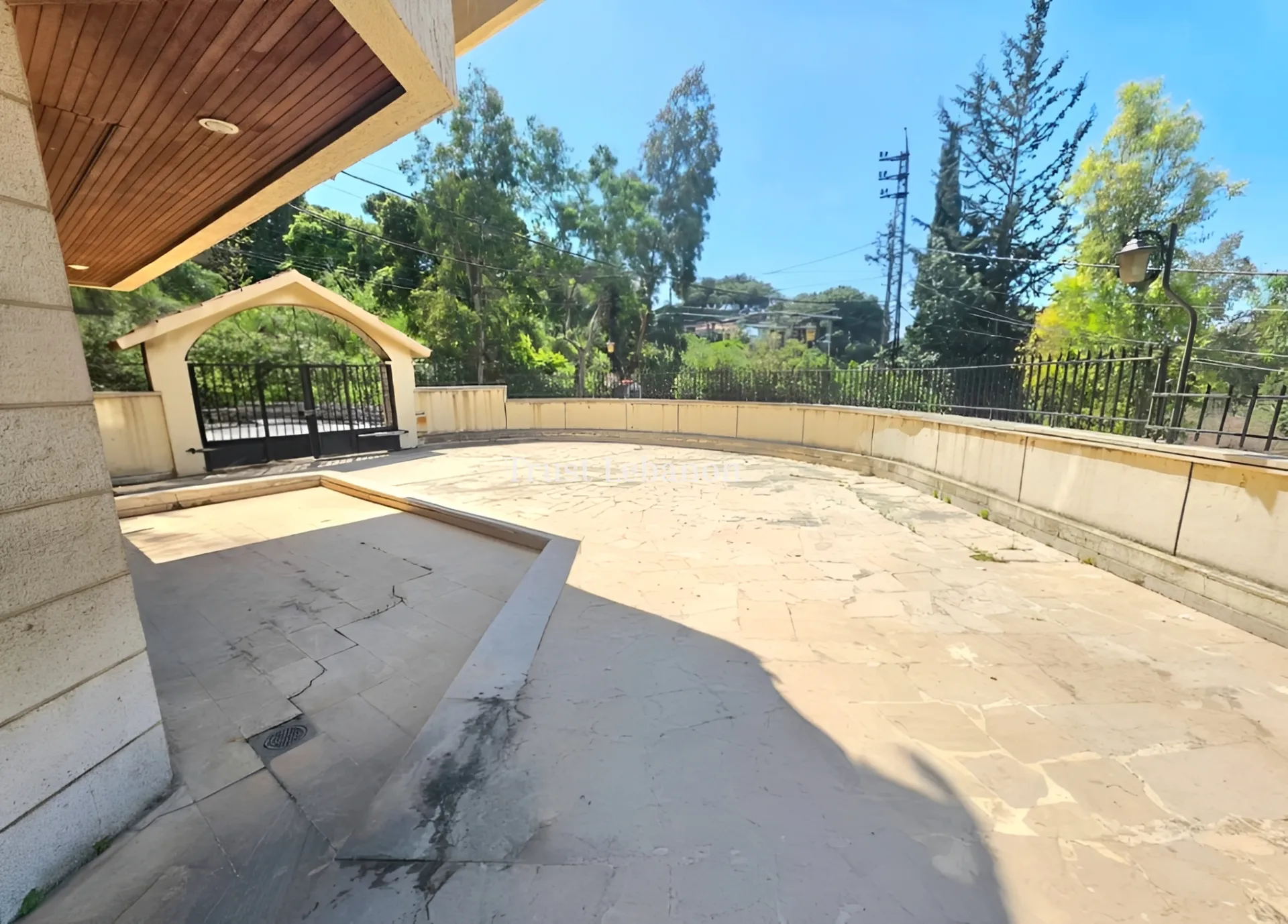 Apartment for sale in Naqqache, Lebanon