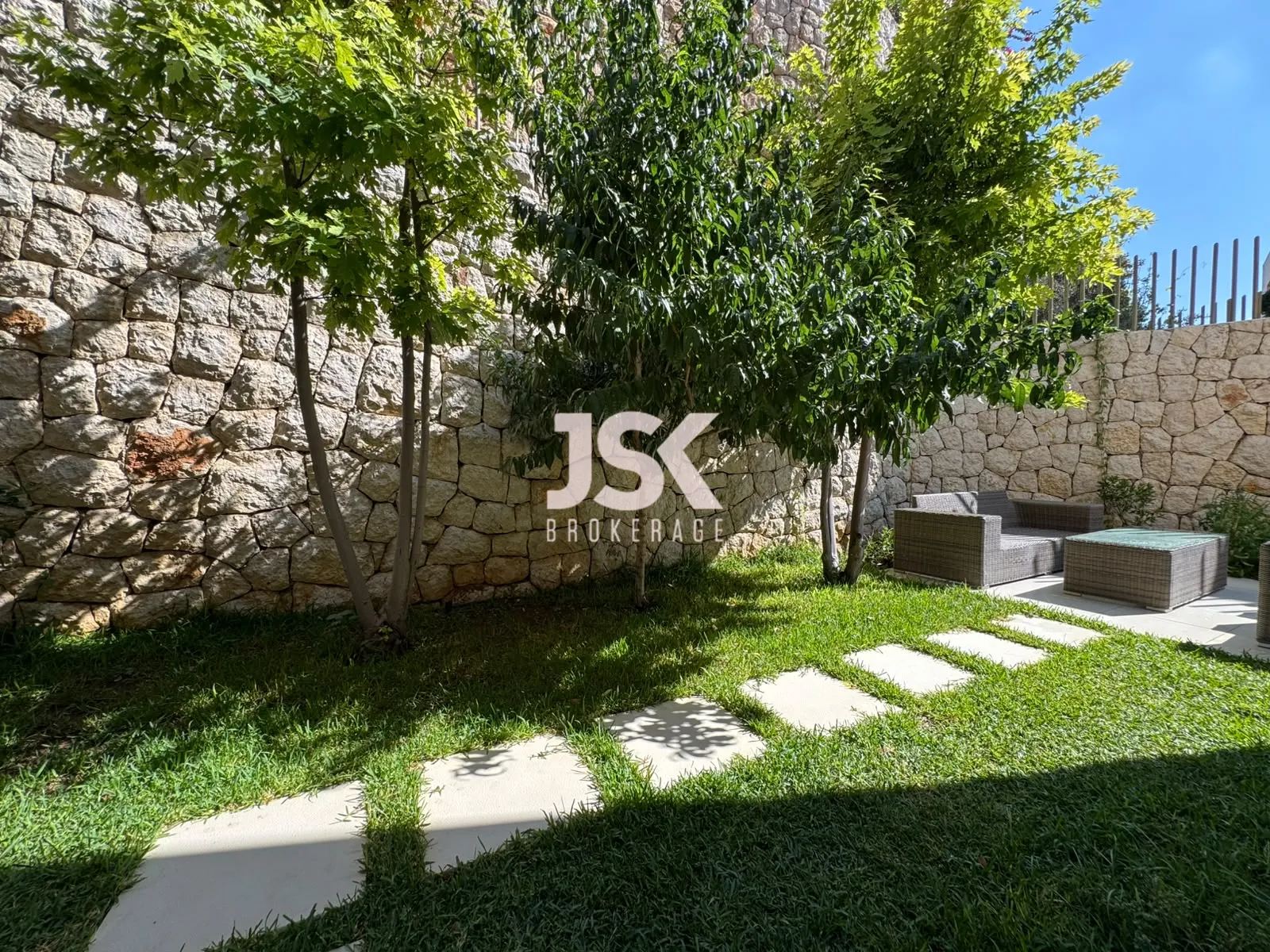 Apartment for Sale in Montiverdi