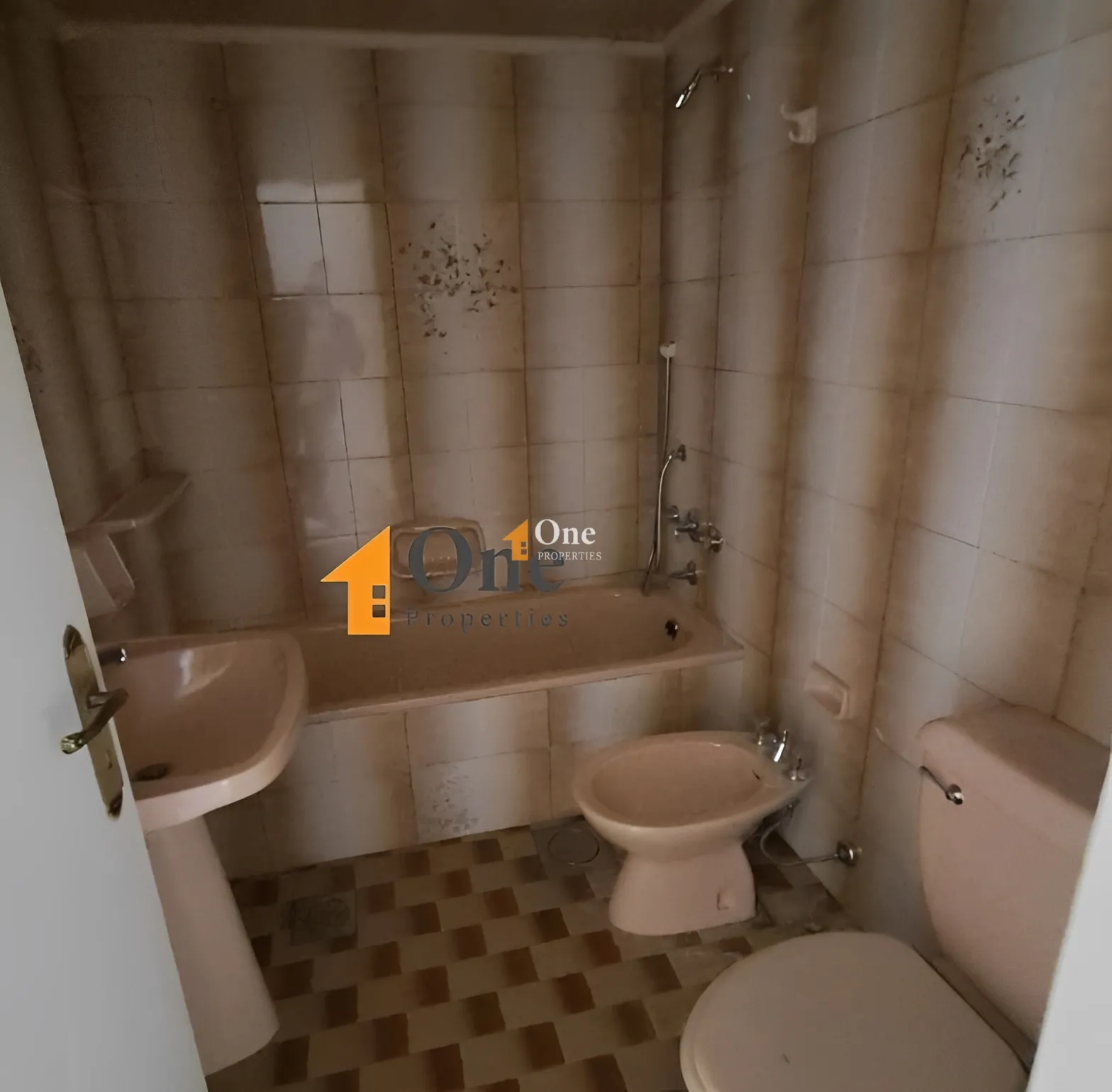 Apartment for rent in Haret Sakher, Lebanon
