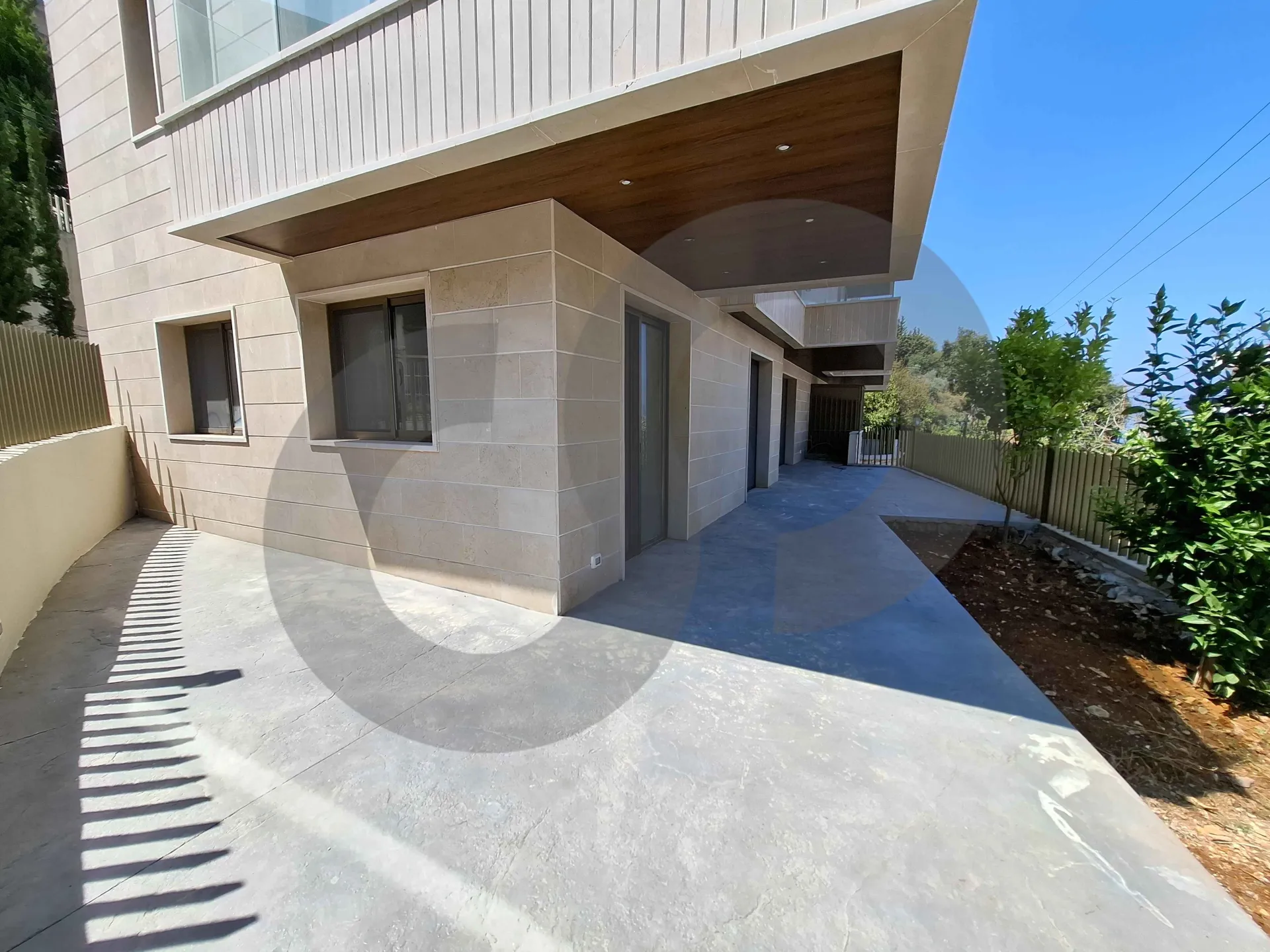 Building for Sale in Fatqa