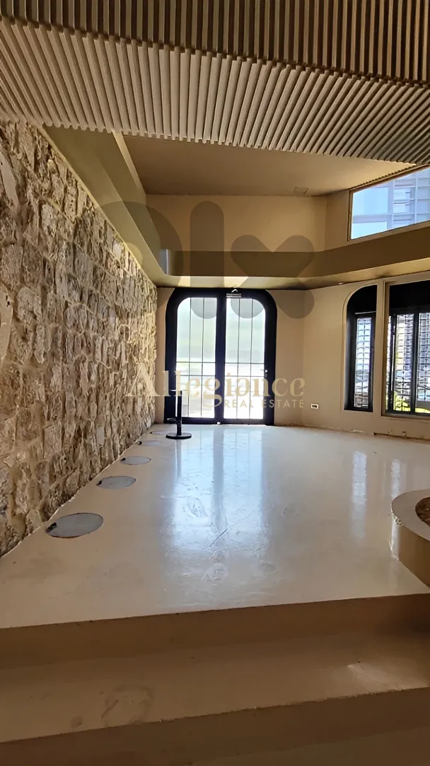 Restaurant for sale in Saifi Village