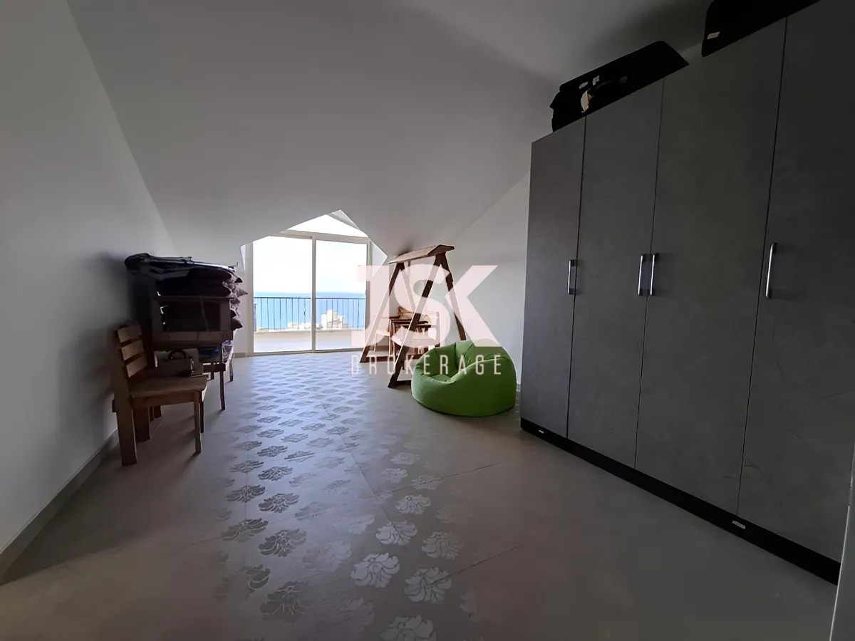 Duplex for Rent in Haret Sakher, Lebanon