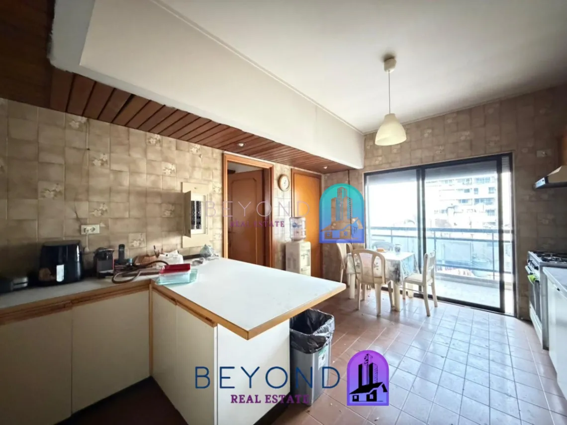 Apartment for sale in Zarif, Bayrut, Lebanon