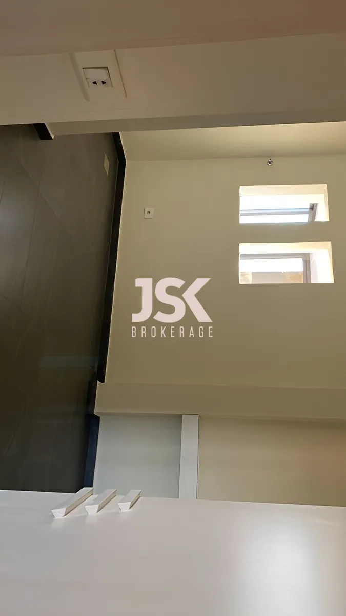 Office for rent in Saifi