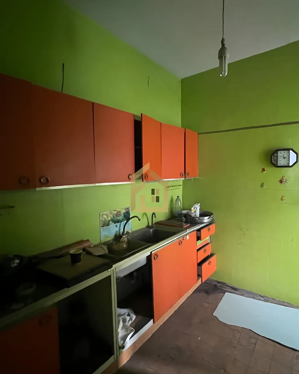 Apartment for sale in Achrafieh, Beirut, Lebanon - 3 bed, 2 bath