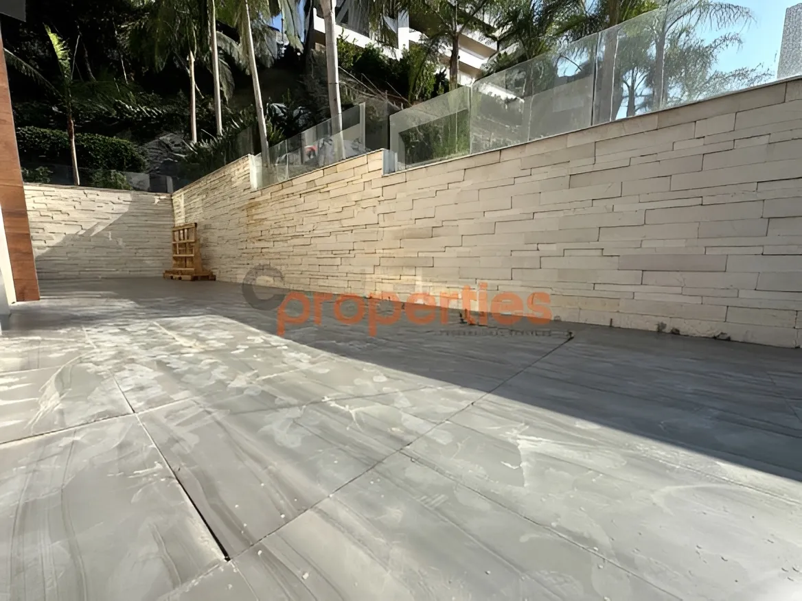 Apartment for Sale in Mtaileb