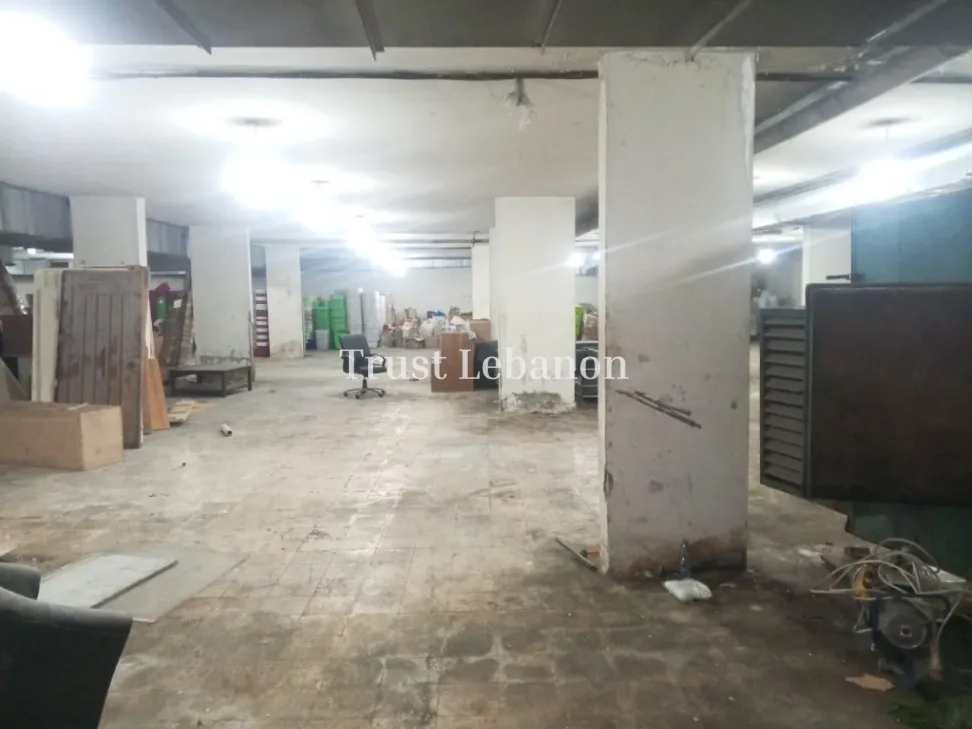 Warehouse for rent in Jnah, Lebanon