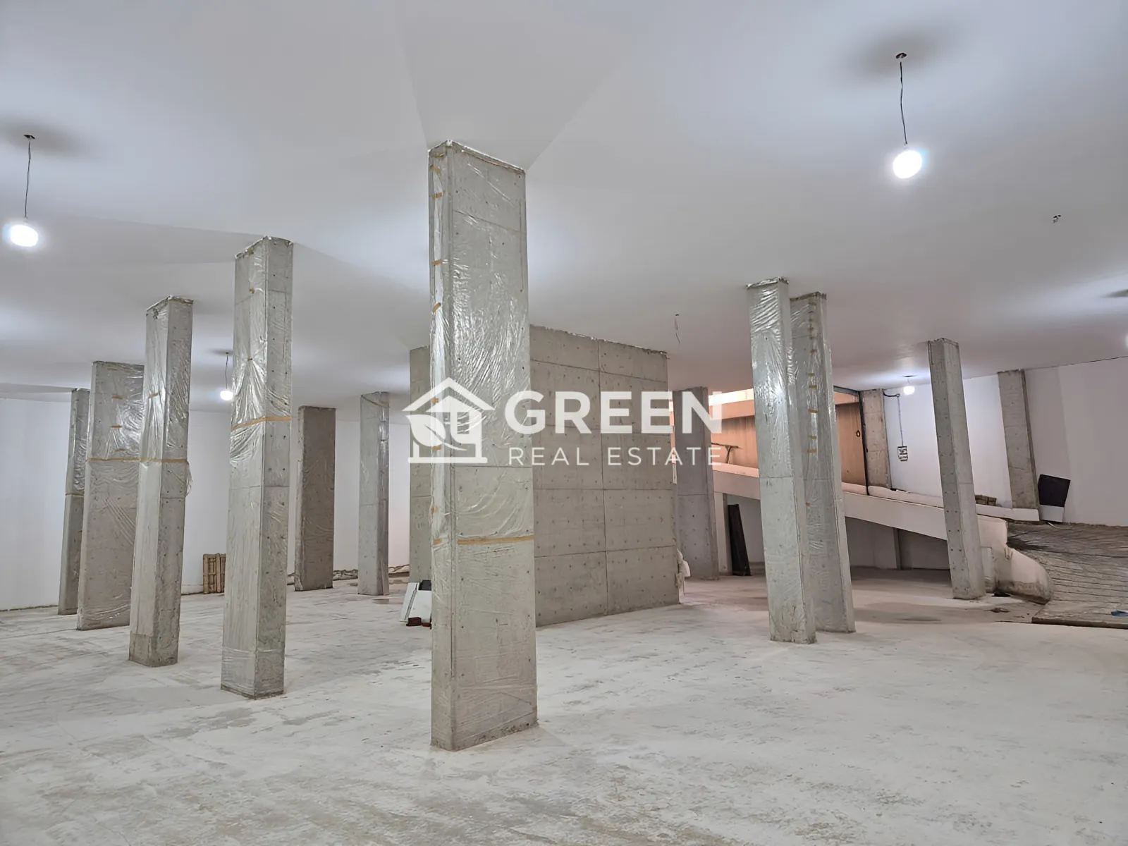 Warehouse for rent in Sabtieh، baouchriyeh, lebanon