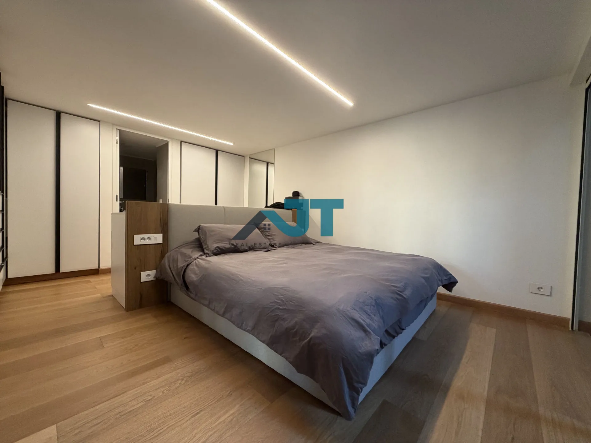 Loft for sale in Gemmayzeh, beirut, lebanon