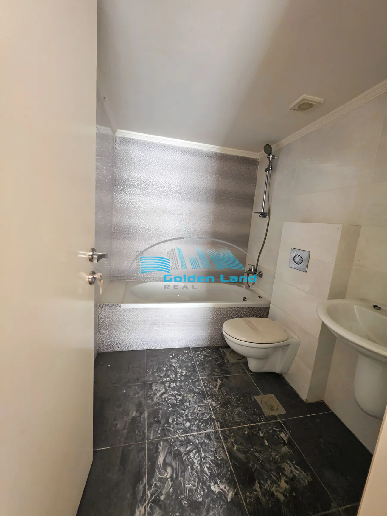 Apartment for sale in Naqqache, Lebanon