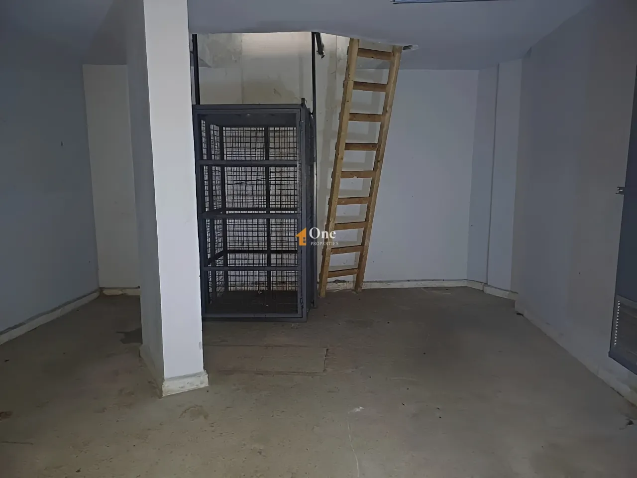 Shop for rent in Sarba, Lebanon