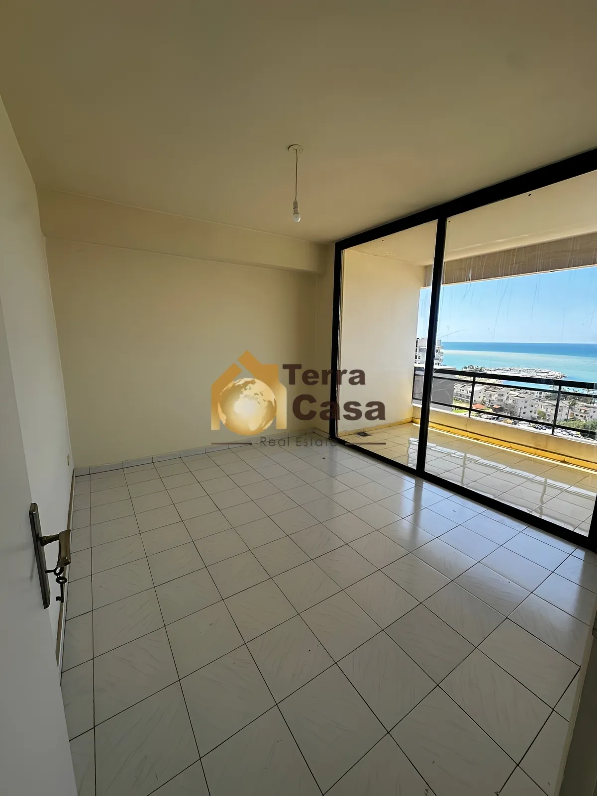 Commercial for rent in Kaslik
