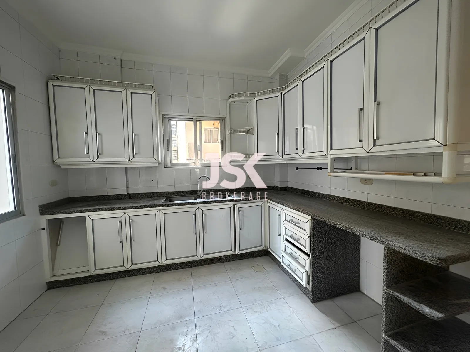 Apartment for Sale in Raoucheh - 3 bed, 2 bath