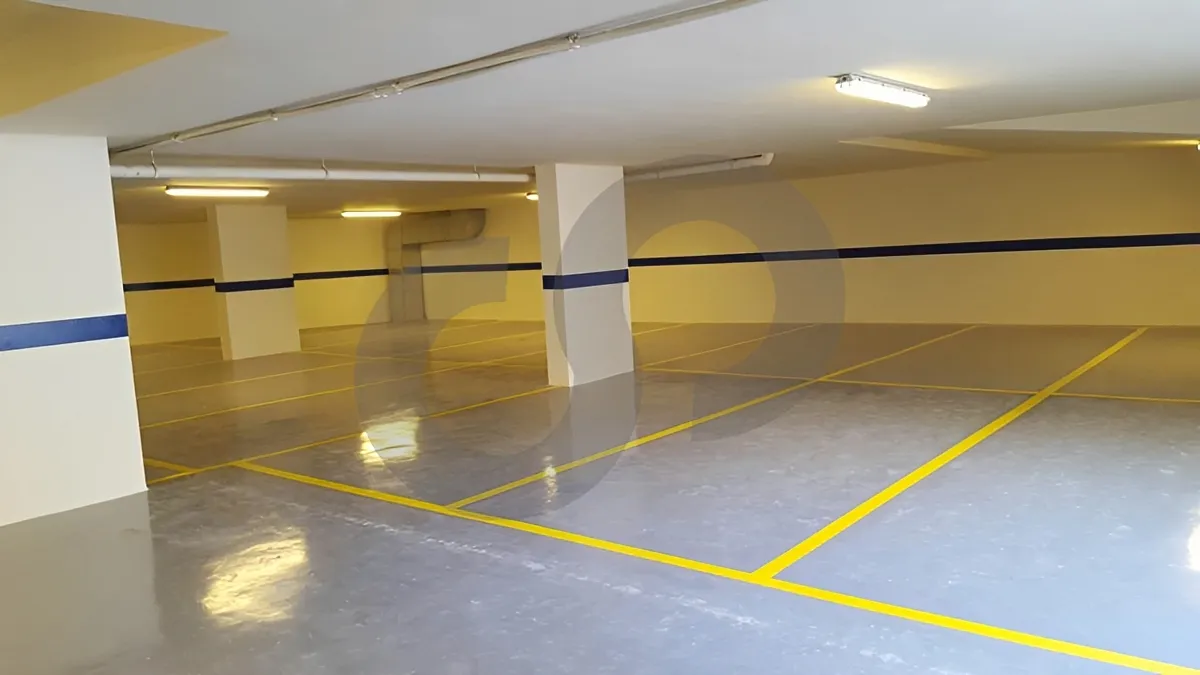 Office for Sale in Jdeideh