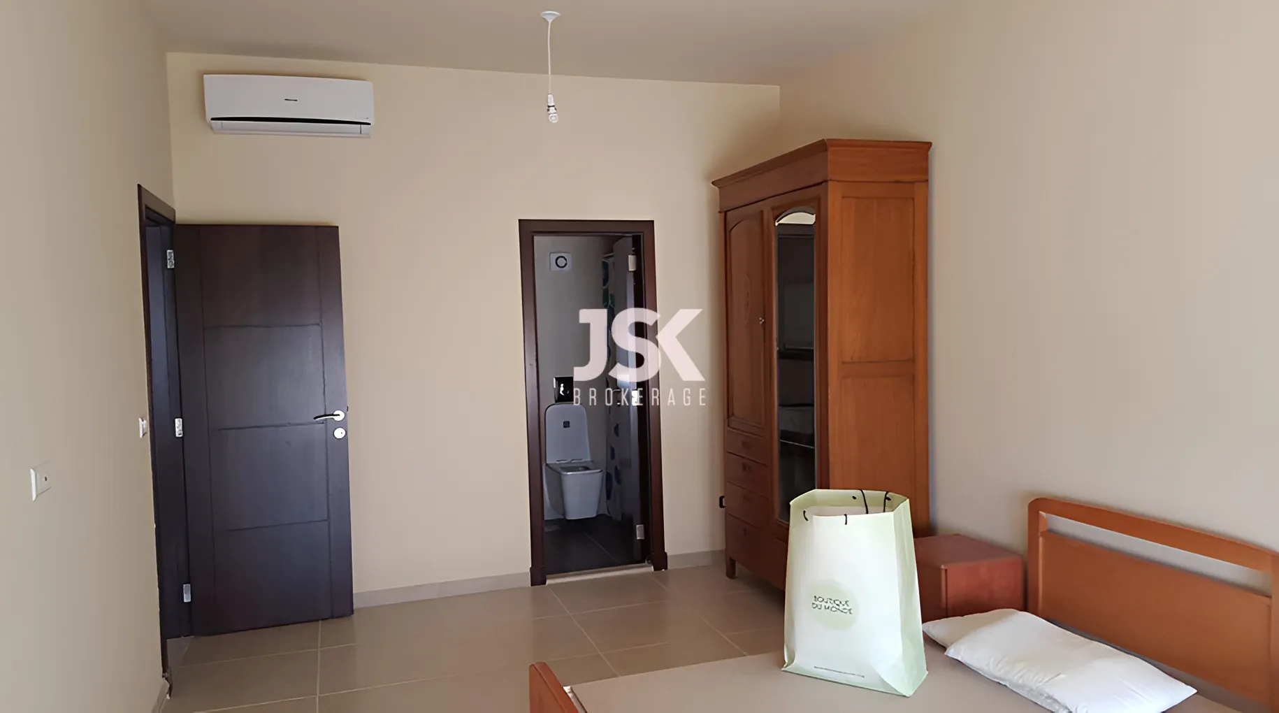 Apartment for Sale in Blat - 2 bed, 3 bath