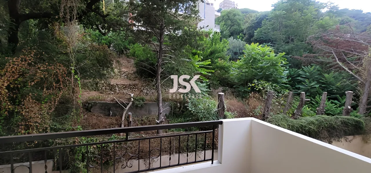 Apartment for Sale in Ain El Rihane