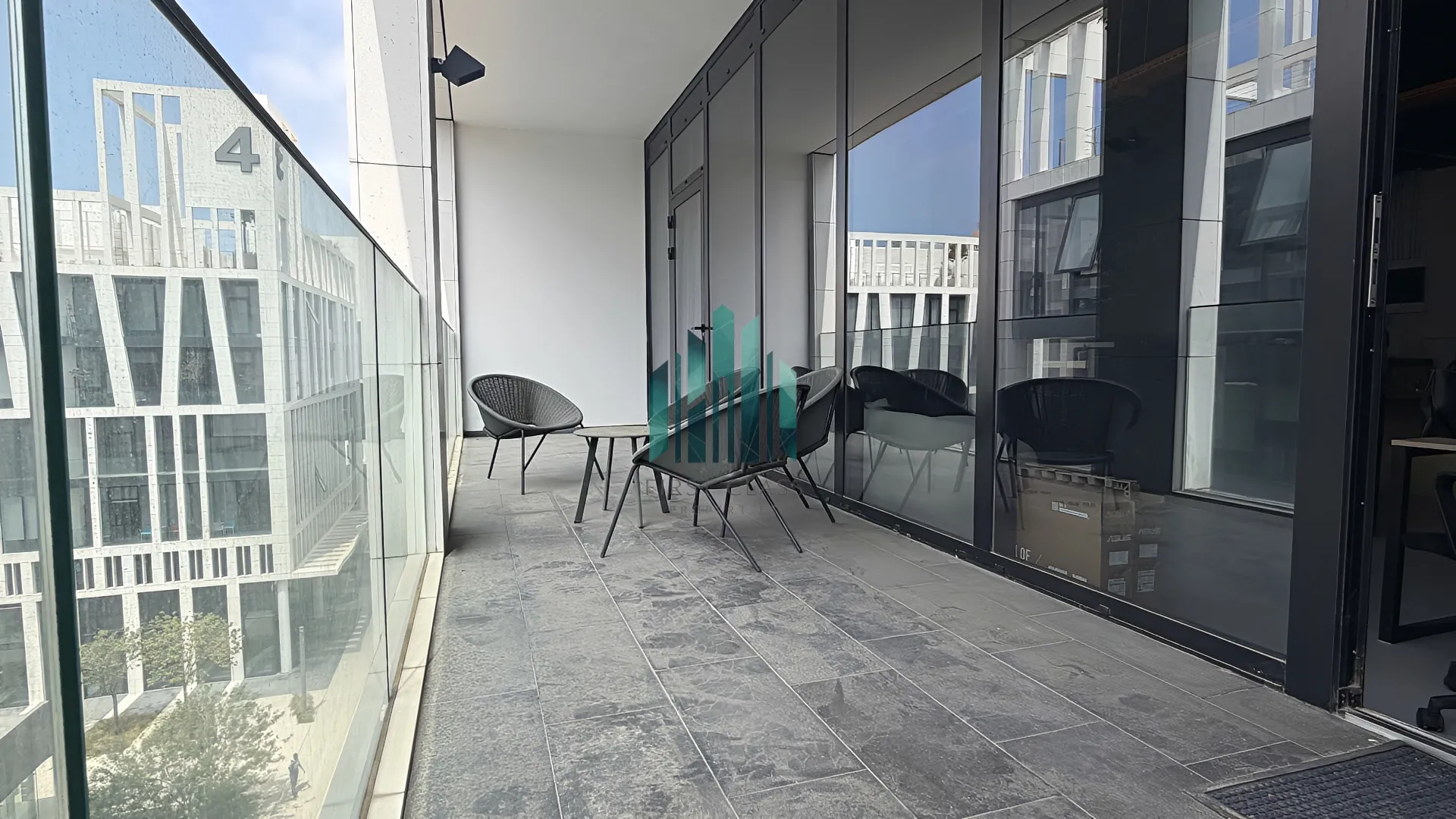 Office for rent in DBAYEH