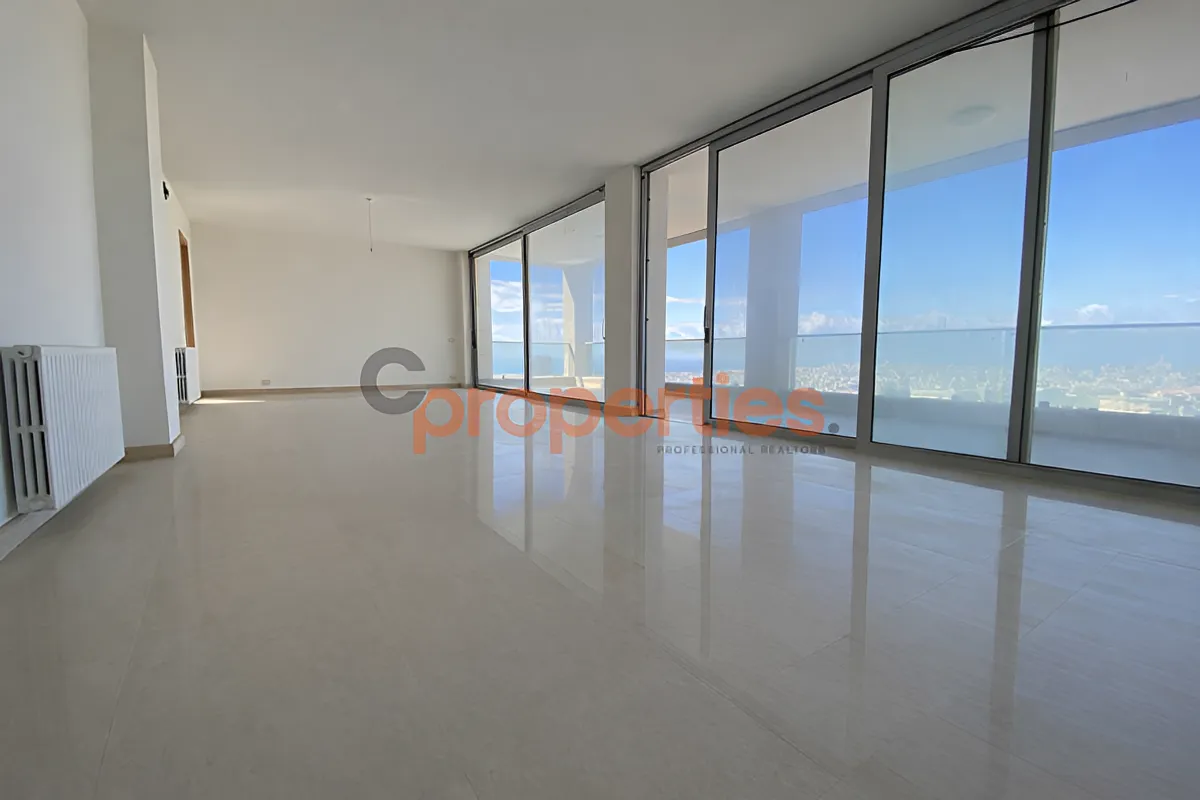 Apartment for Rent in Yarzeh - 3 bed, 5 bath