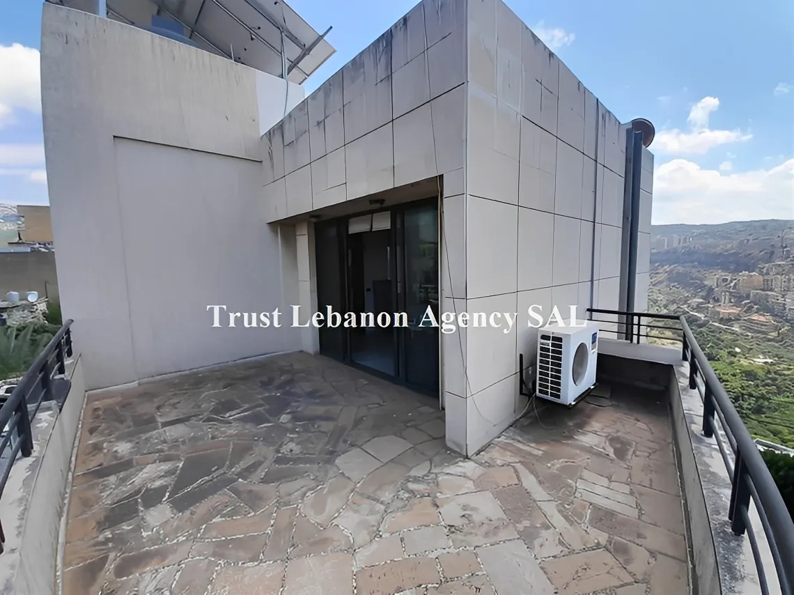 Office for sale in Metn, Mkalles