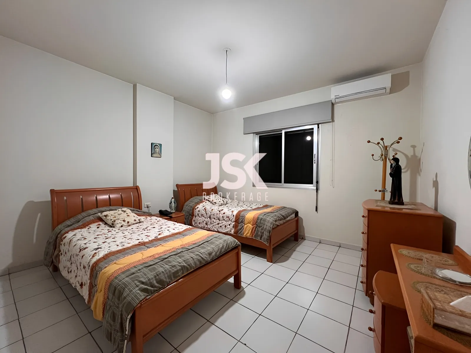 Apartment for Sale in Forn El Chebbak