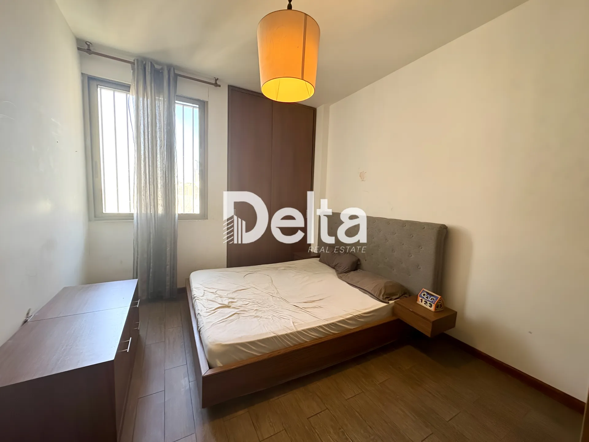 Apartment for sale in Zarif