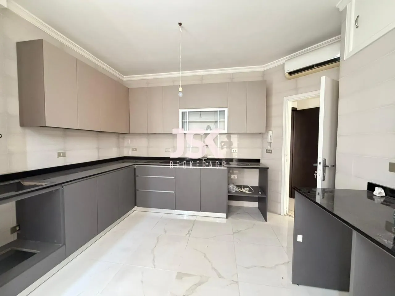 Apartment for Sale in Achrafieh