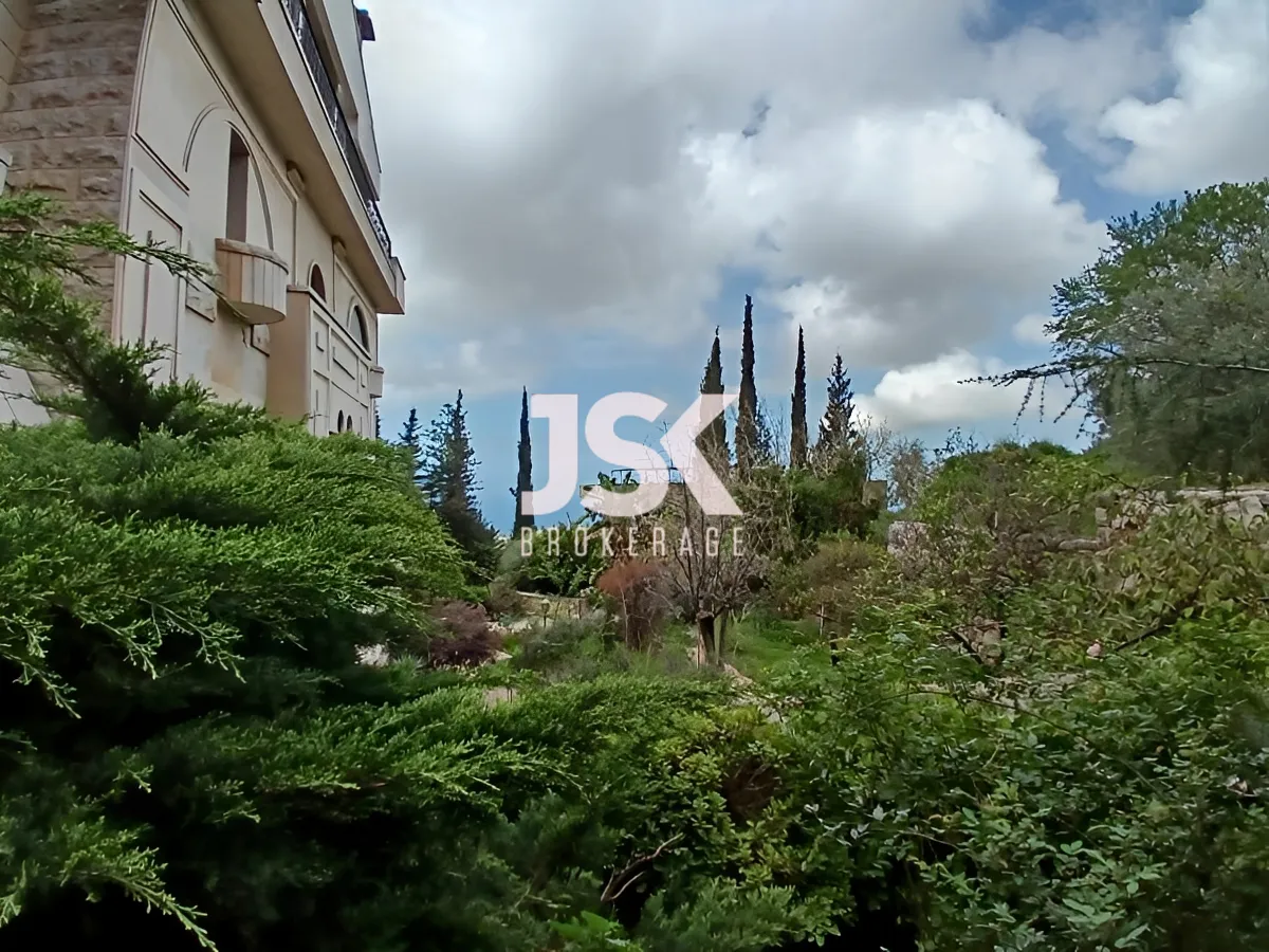 Villa for Sale in Qornet El Hamra, Lebanon